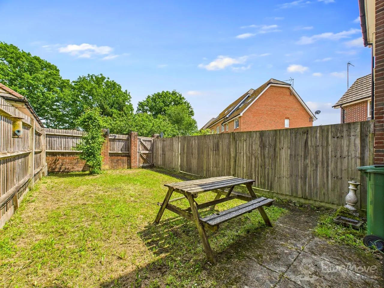 Hawthorn Way, Lindford, GU35, photo 4