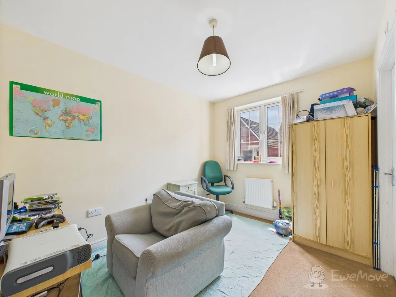 Hawthorn Way, Lindford, GU35, photo 8