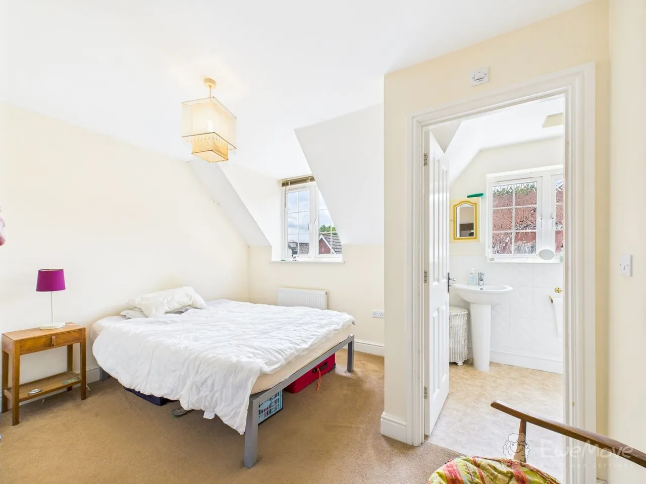Hawthorn Way, Lindford, GU35, photo 9