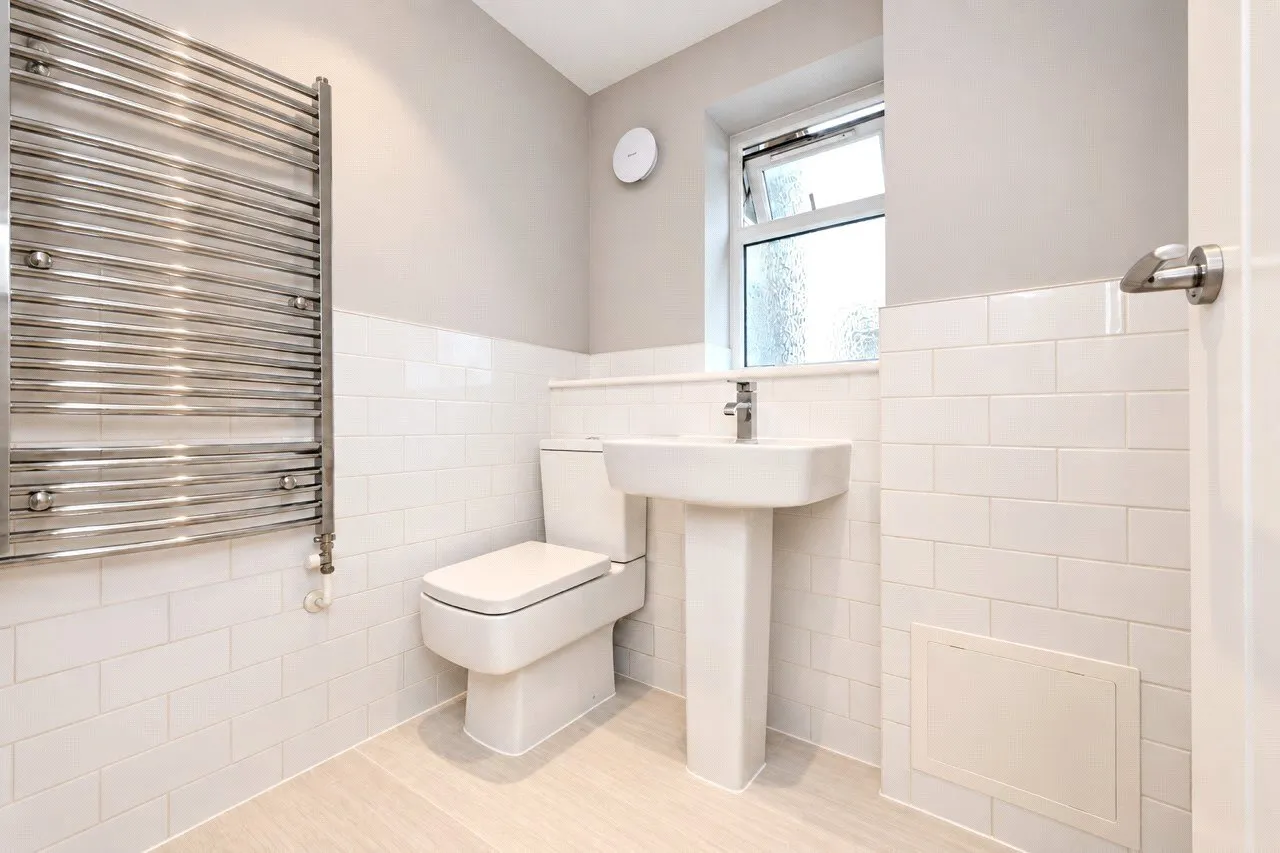 Broomhill Road, Woodford Green, IG8, photo 7