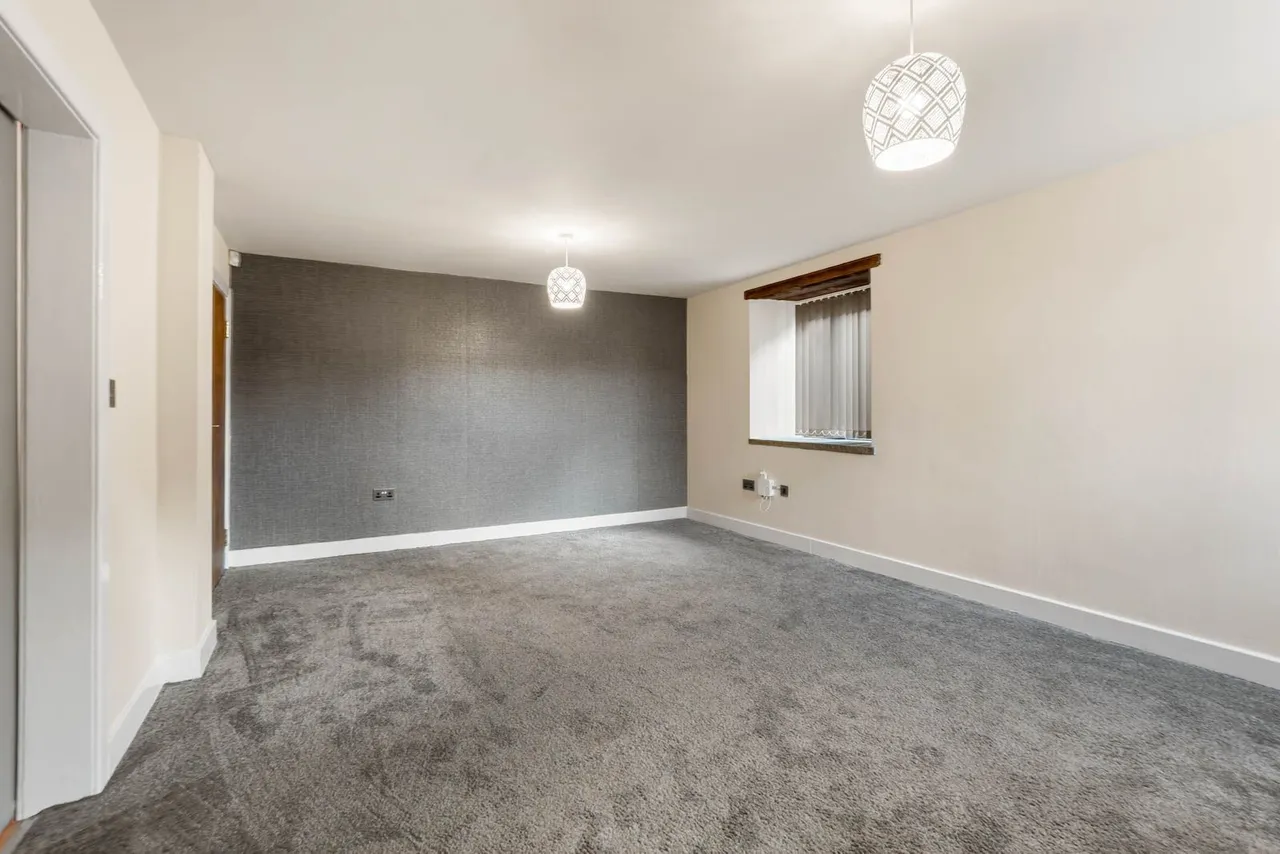 Simon Fold, Wyke, photo 6