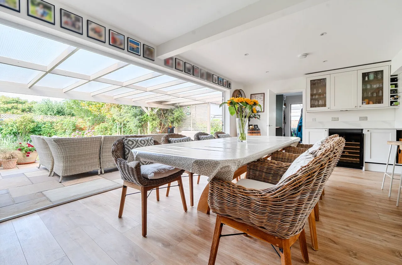 Field Road, East Wittering, PO20, photo 7