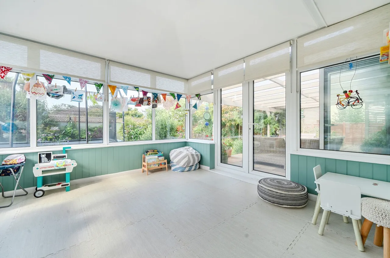 Field Road, East Wittering, PO20, photo 11