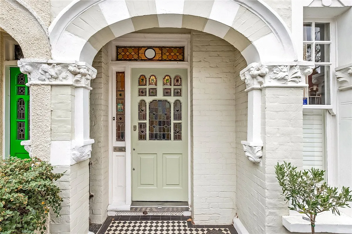 5 bed house for sale, Hosack Road, London, SW17