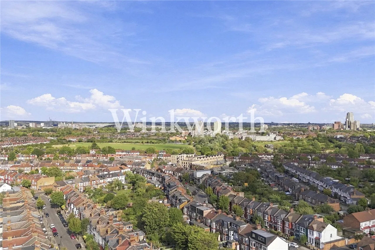 Sirdar Road, London, N22, photo 6