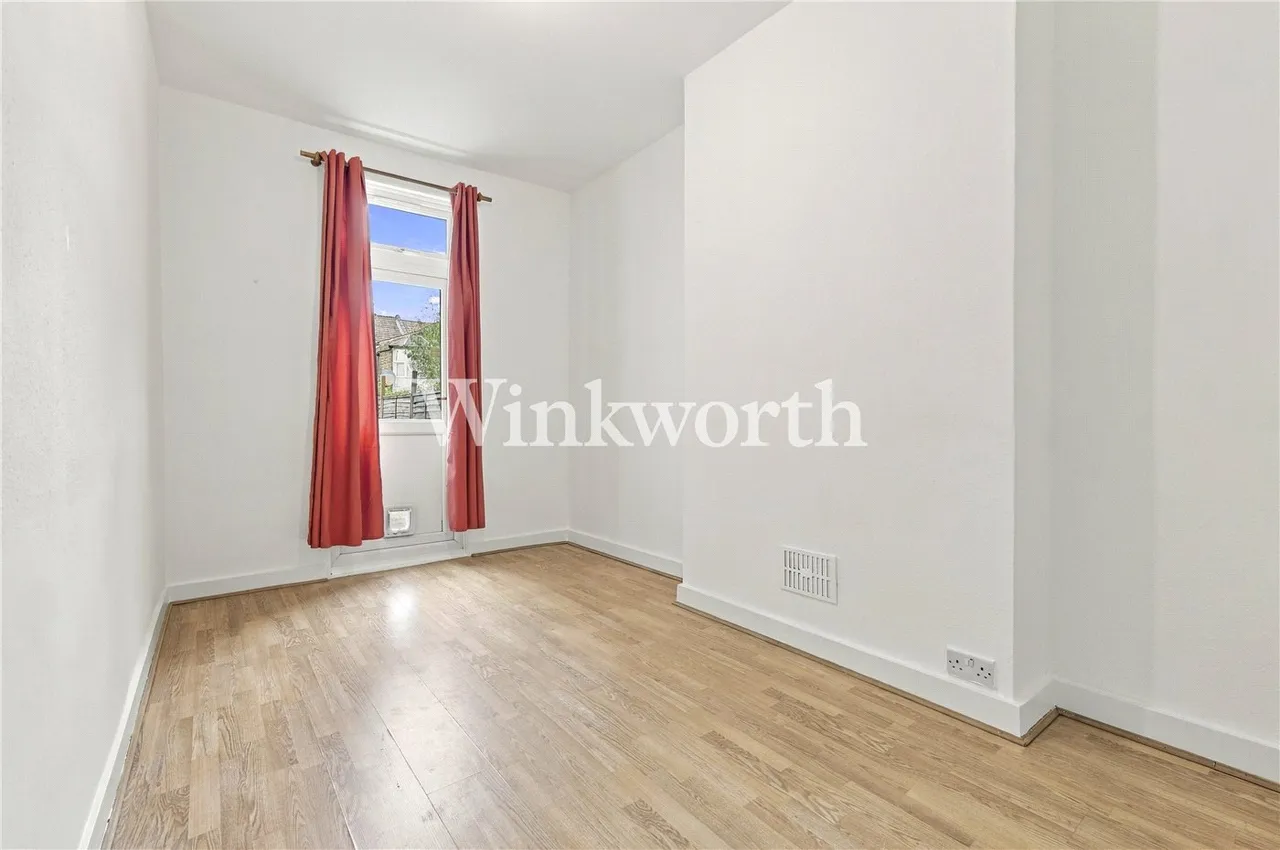 Sirdar Road, London, N22, photo 7