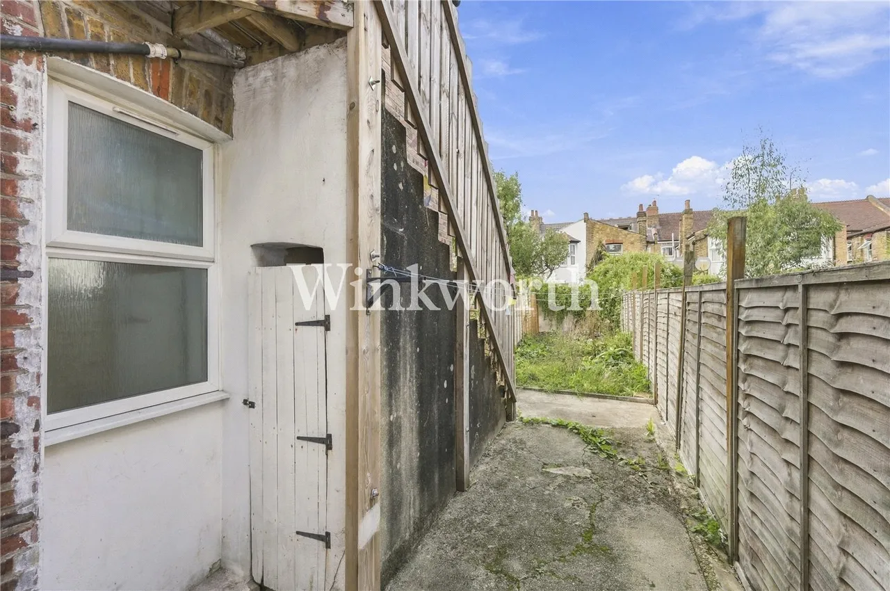 Sirdar Road, London, N22, photo 11