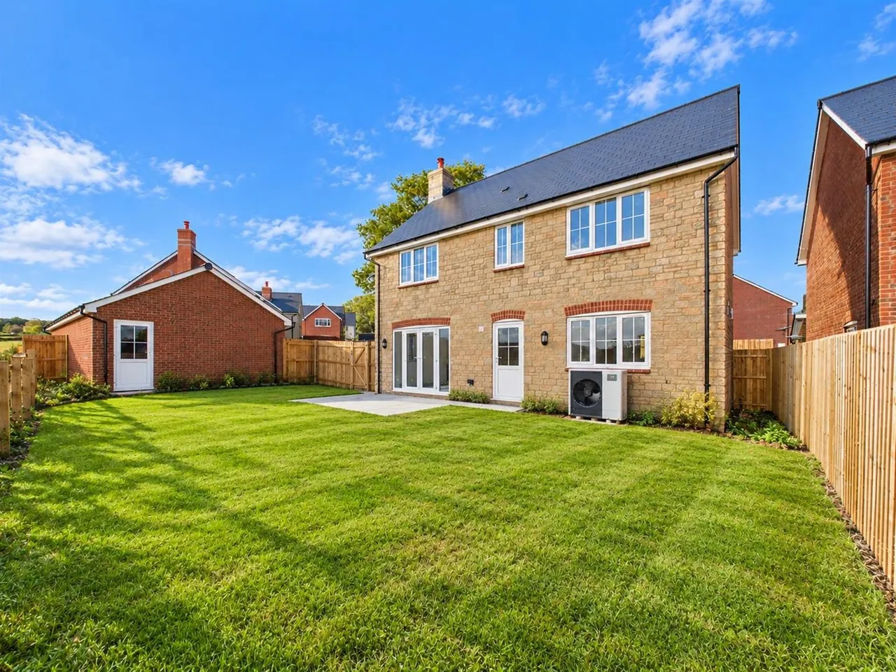 Old Dairy Way, Netherend, GL15, photo 18