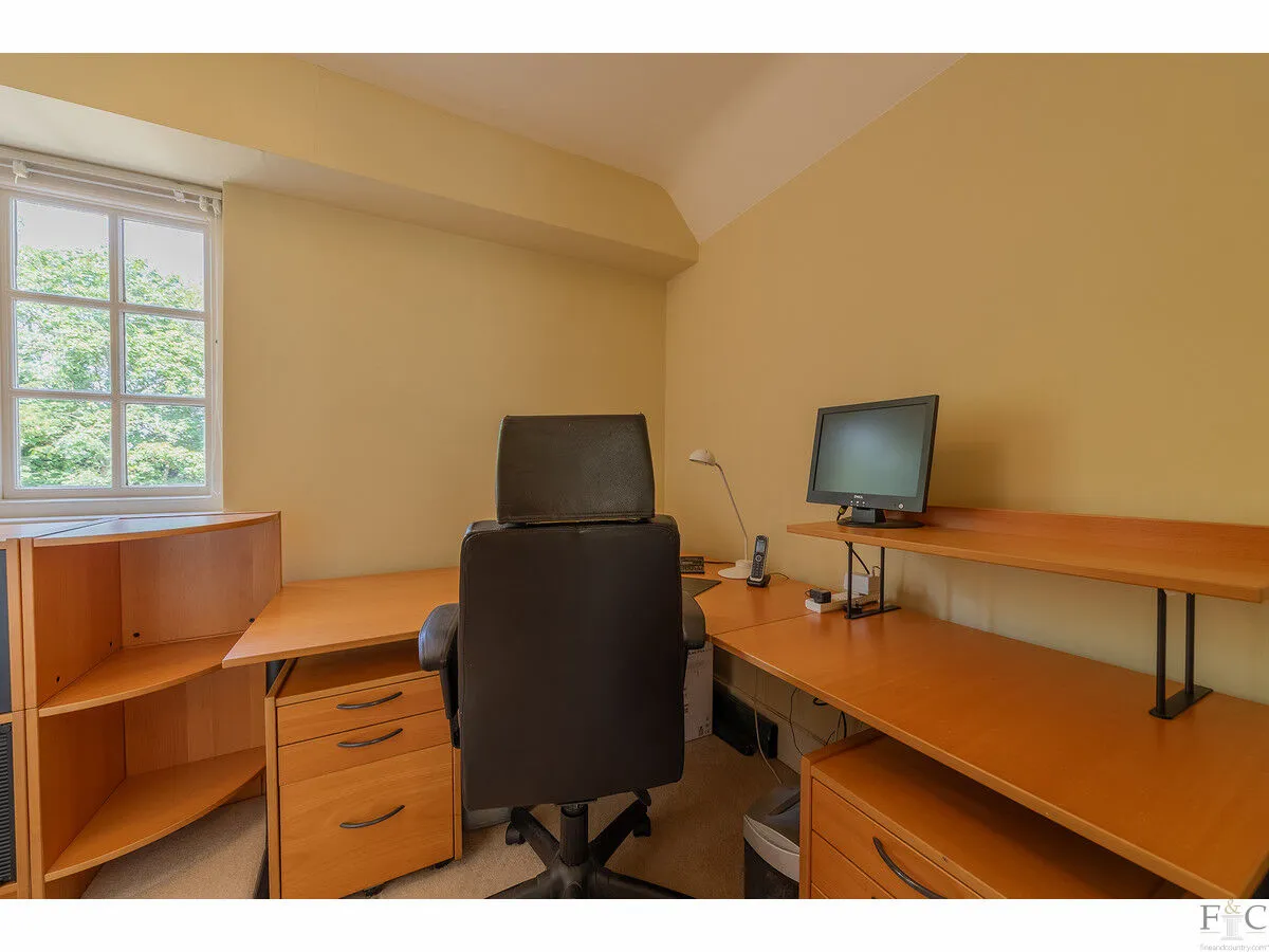 Knighton Grange Road, Leicester, LE2, photo 27