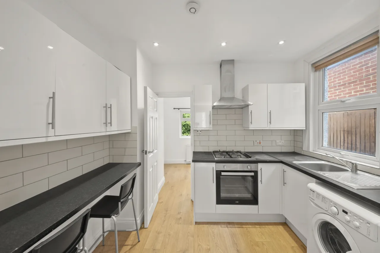 Greenford Avenue, Hanwell, W7, photo 5