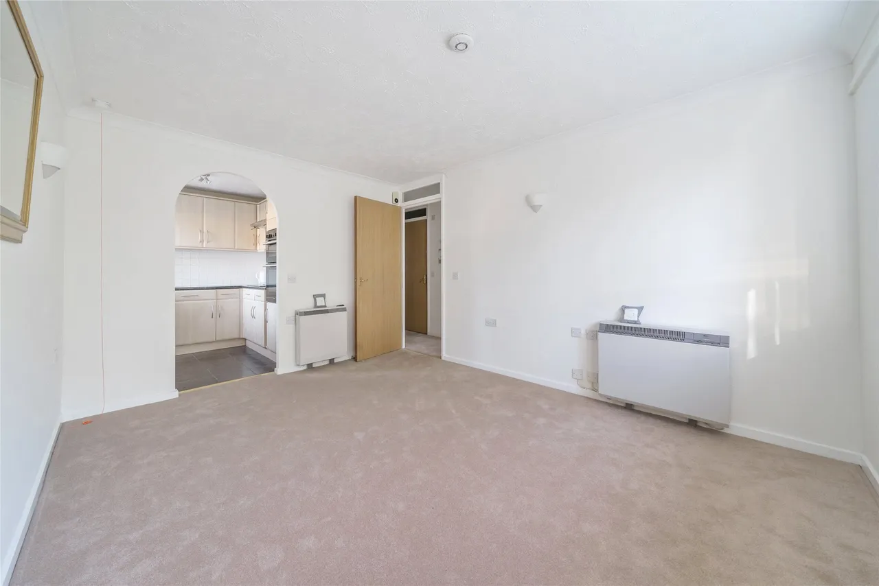 Wordsworth Drive, Cheam, SM3 8HH, photo 11