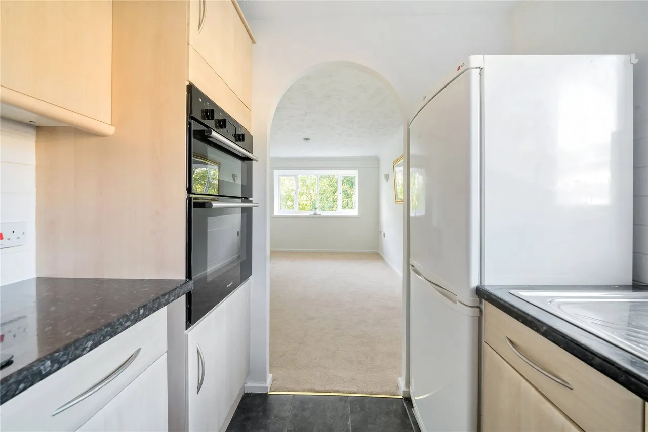 Wordsworth Drive, Cheam, SM3 8HH, photo 14