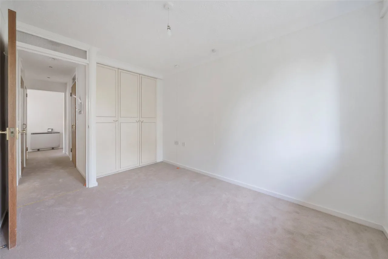 Wordsworth Drive, Cheam, SM3 8HH, photo 10
