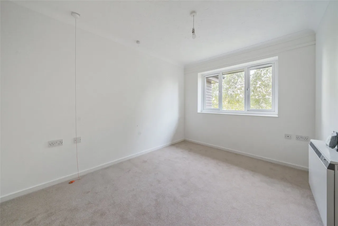 Wordsworth Drive, Cheam, SM3 8HH, photo 9