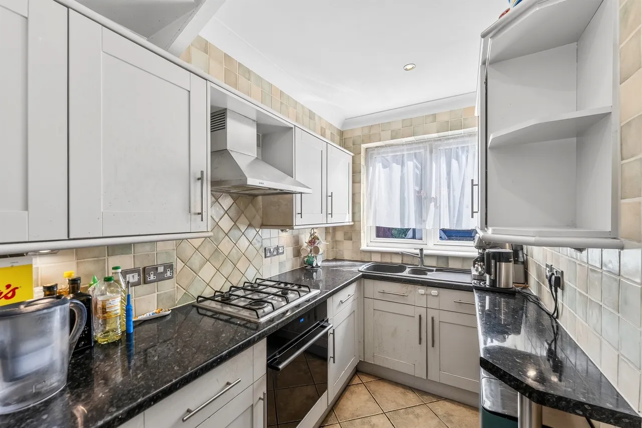 Garendon Road, Morden, photo 5