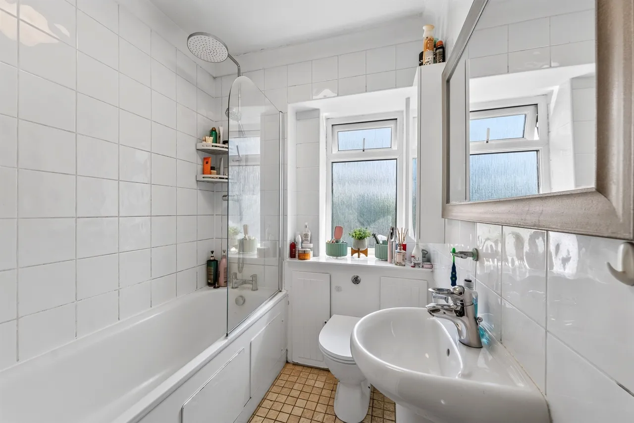 Garendon Road, Morden, photo 8