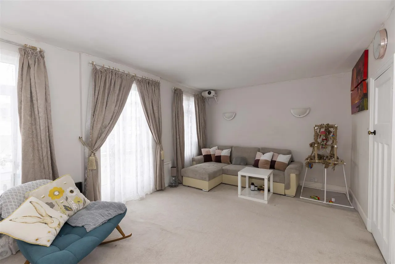 Colston Road, East Sheen, SW14, photo 8