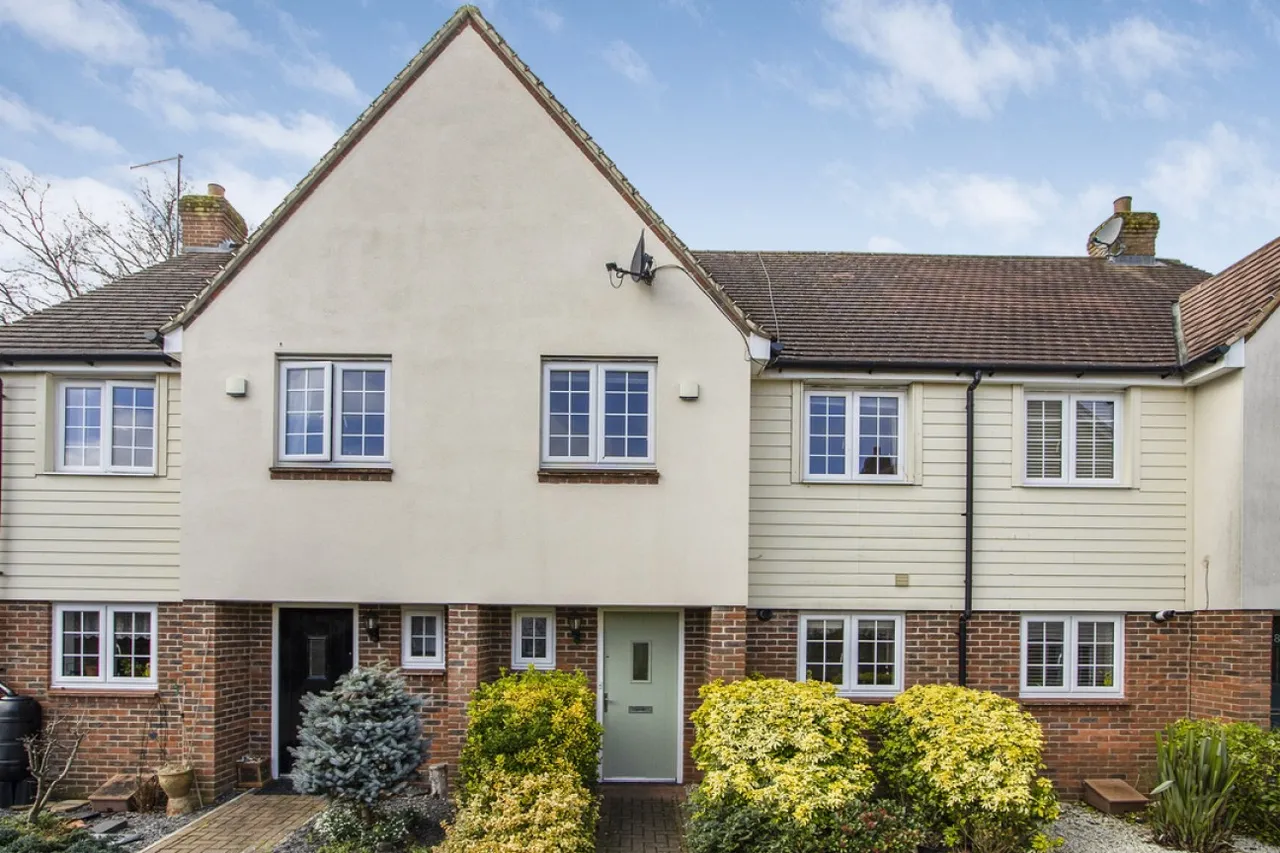 3 bed house for sale, Old Rectory Drive, Hatfield