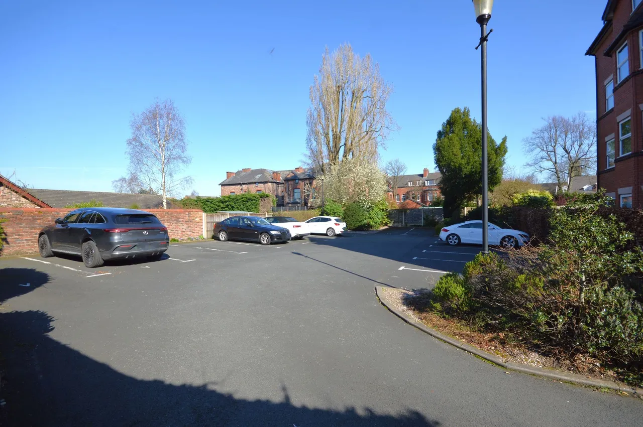 Thorn Bank Lodge, Stockport, photo 26