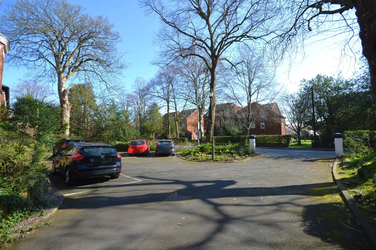 Thorn Bank Lodge, Stockport, photo 4