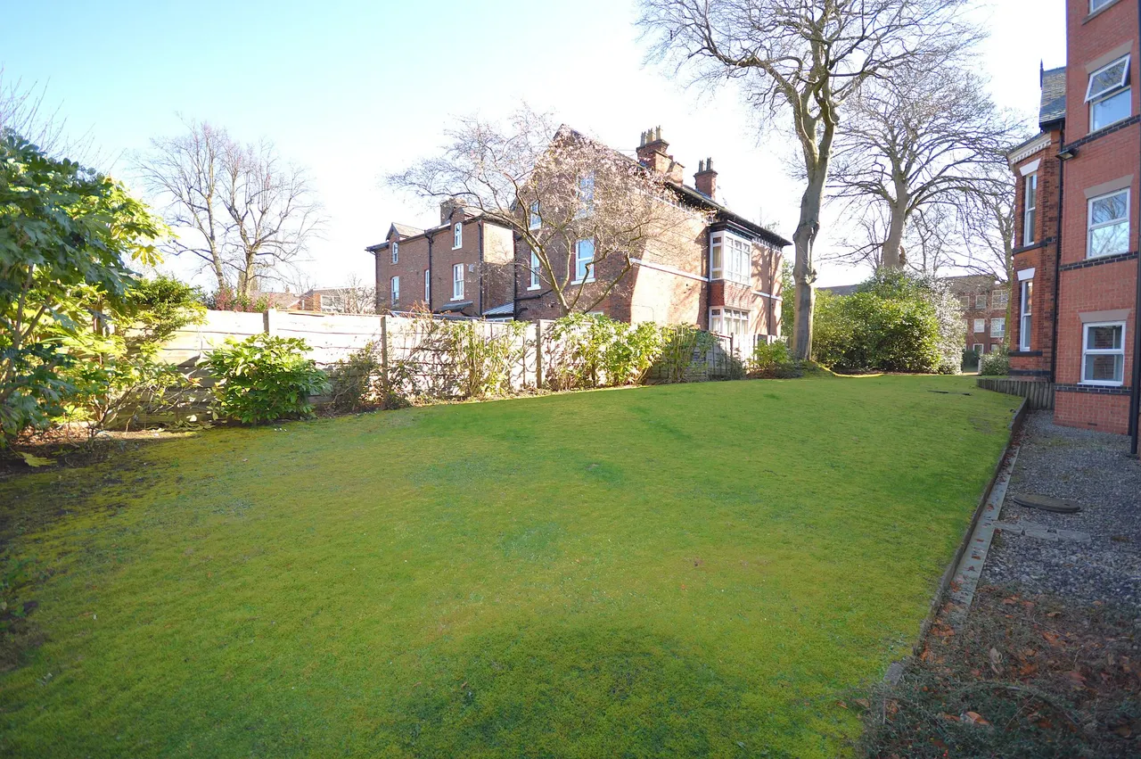 Thorn Bank Lodge, Stockport, photo 18