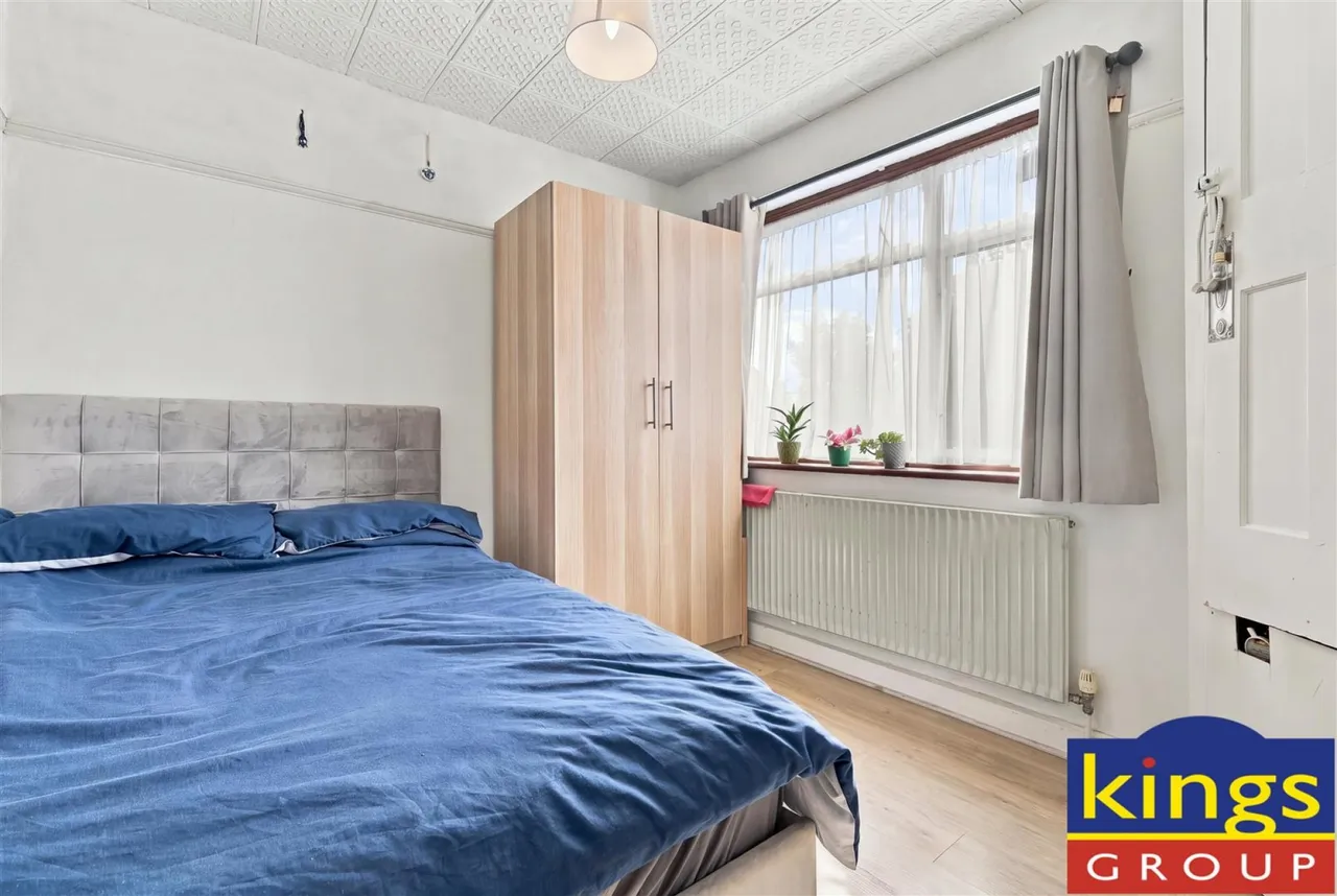 Devonia Gardens, Edmonton, N18, photo 13