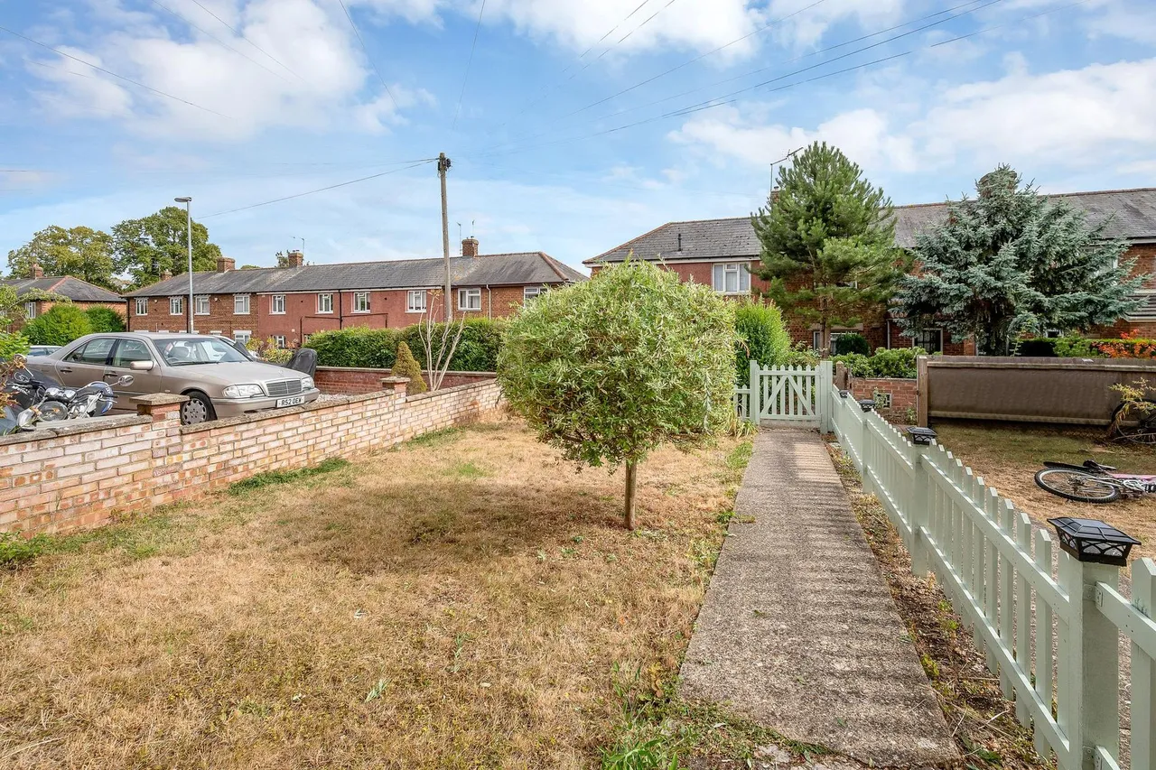 York Road, Stamford, PE9, photo 15