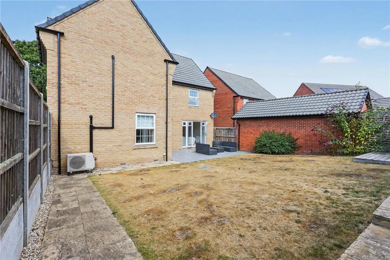 Berwick Court, Poringland, Norwich, Norfolk, NR14, photo 6
