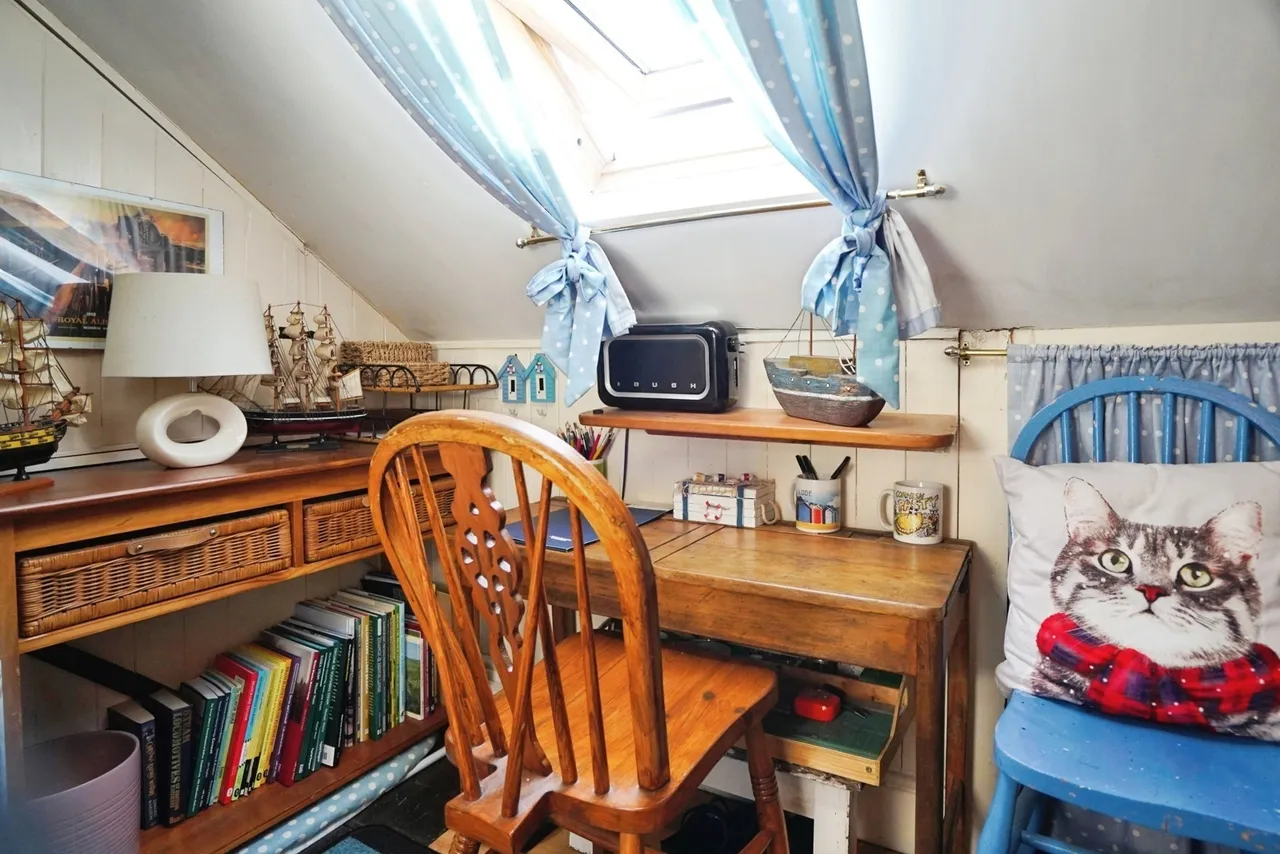 Chapel Ground, Looe, PL13, photo 14