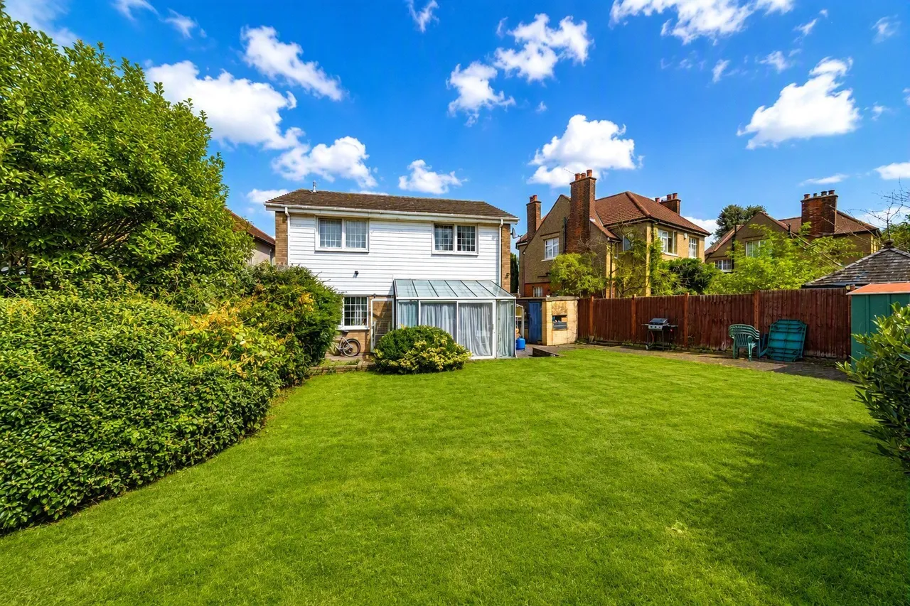 5 bed house for sale — Alexandra Crescent, Bromley, BR1