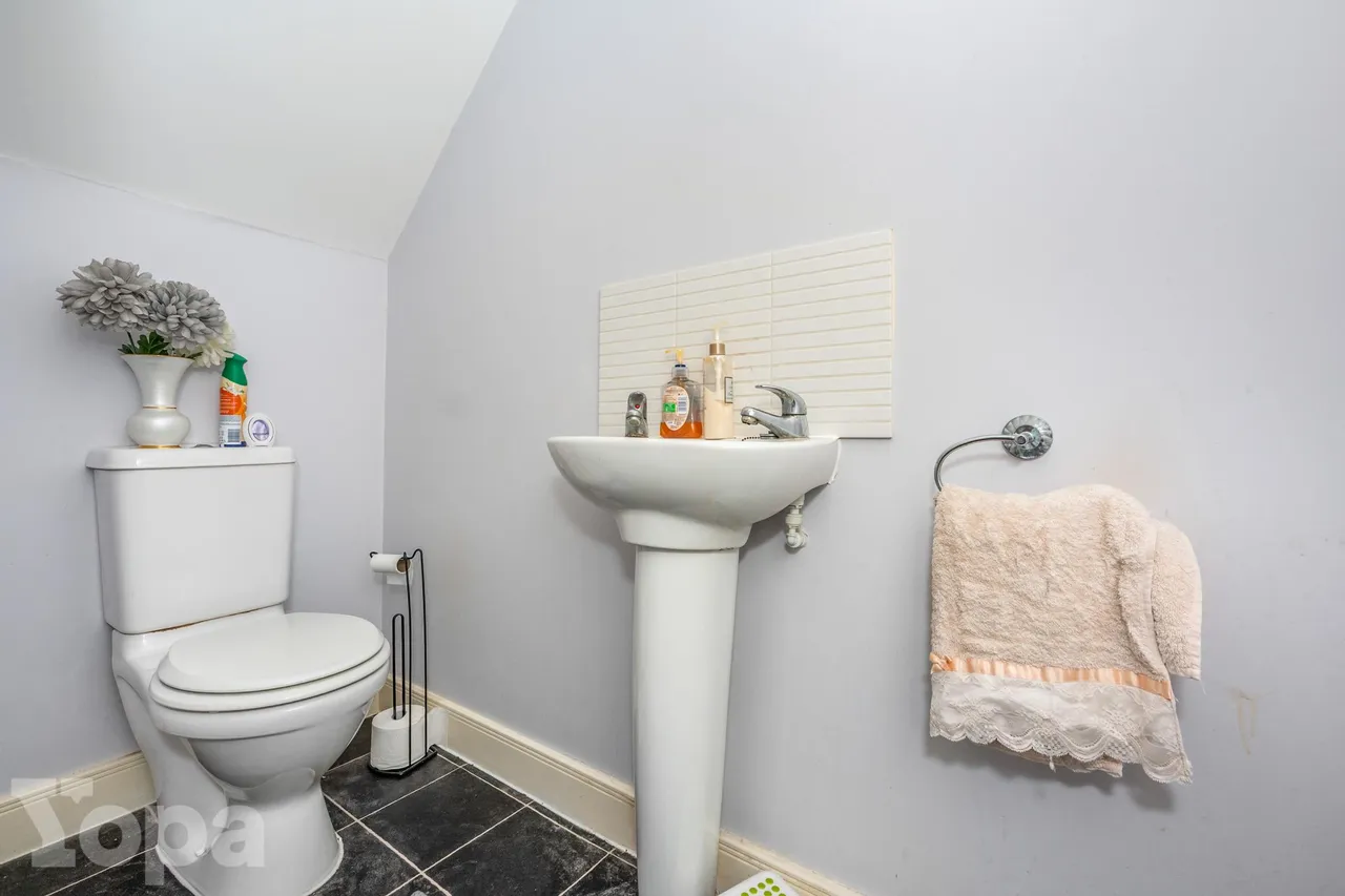 Reed Court, Greenhithe, DA9, photo 9