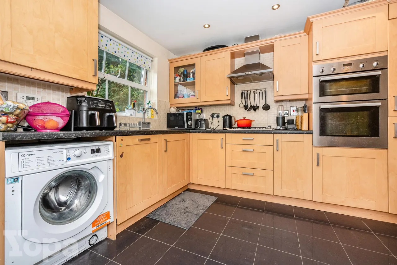 Reed Court, Greenhithe, DA9, photo 8