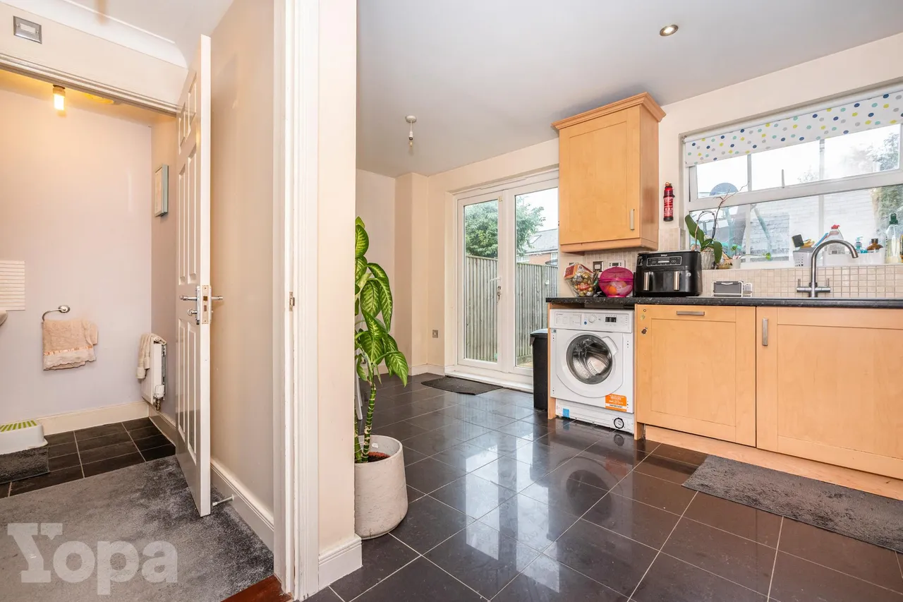 Reed Court, Greenhithe, DA9, photo 6