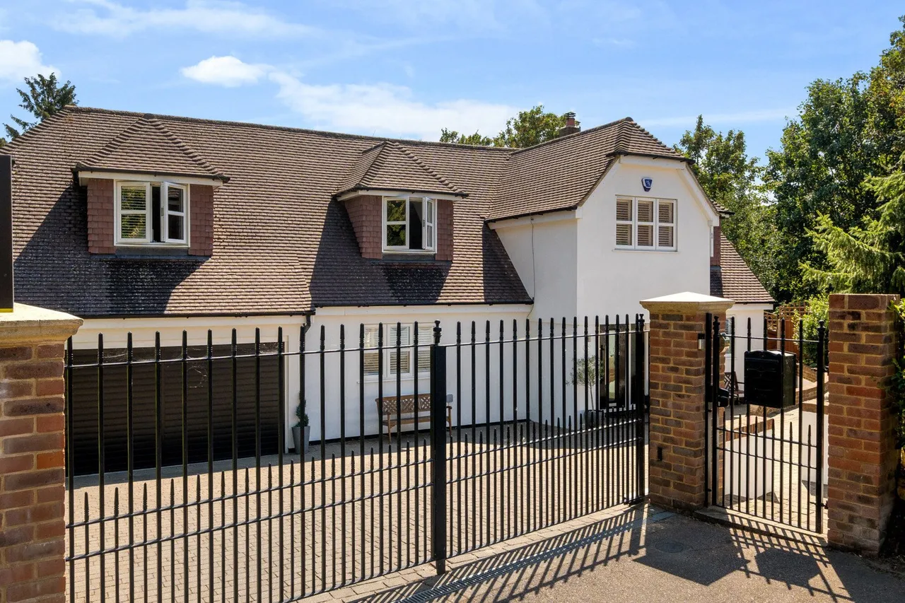 Oatfield Road, BR6, photo 15