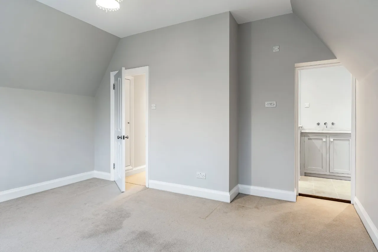 The Orchard, Welwyn Garden City, AL8 7PL, photo 12