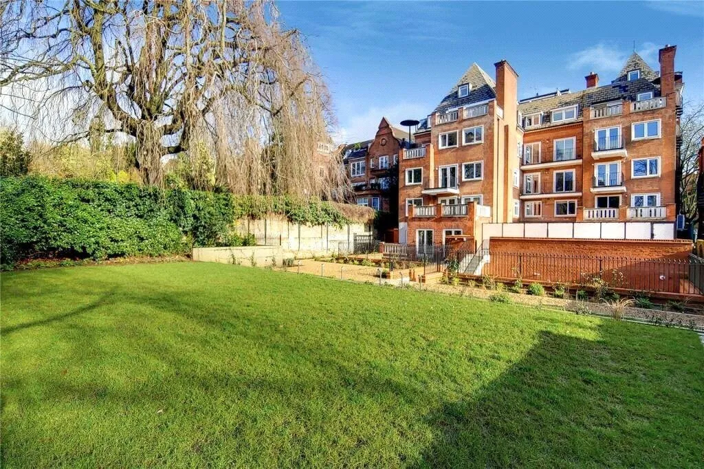 Fitzjohns Avenue, Hampstead, NW3, photo 12