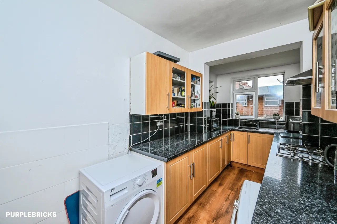 Priestsic Road, Sutton-In-Ashfield, NG17, photo 7