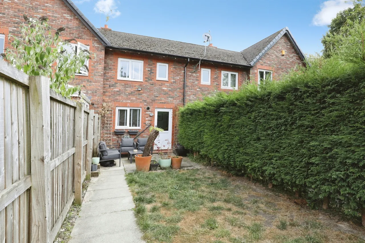 Claremont Close, Northwich, CW9, photo 17