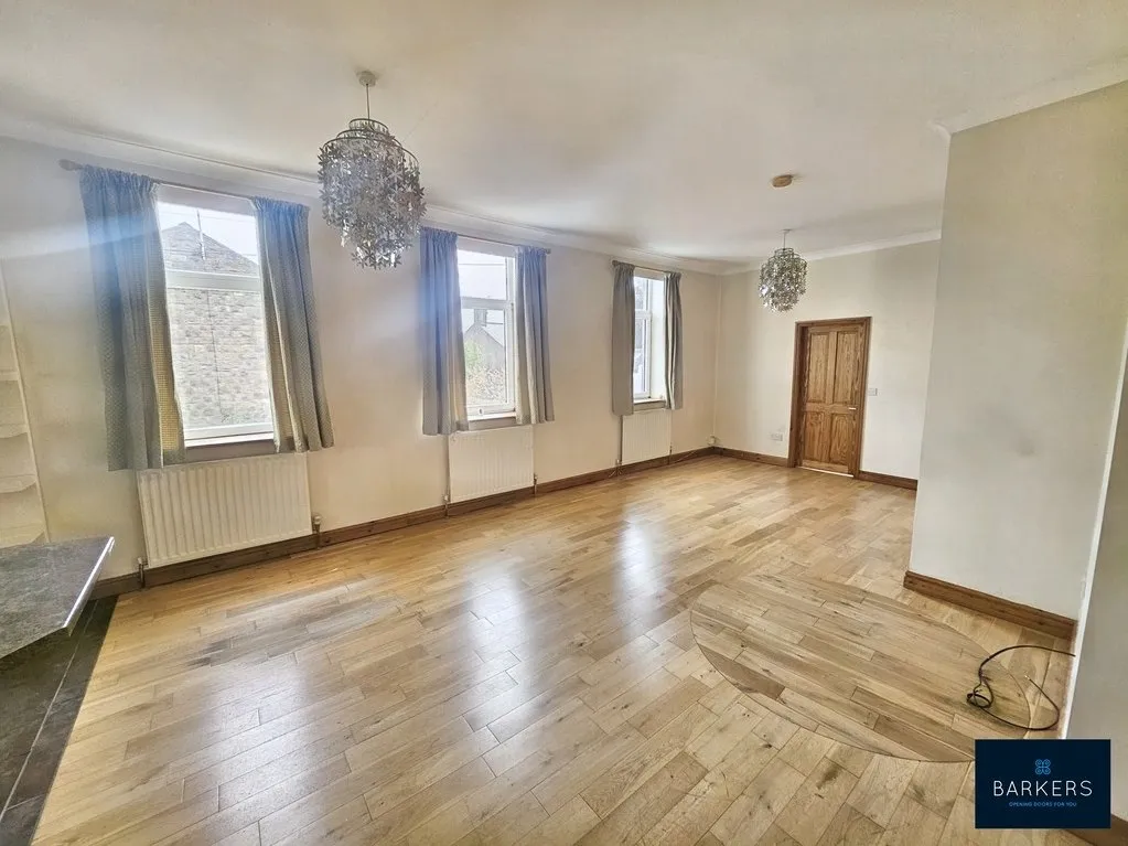 Oxford Road, Gomersal BD19 4LB, photo 6