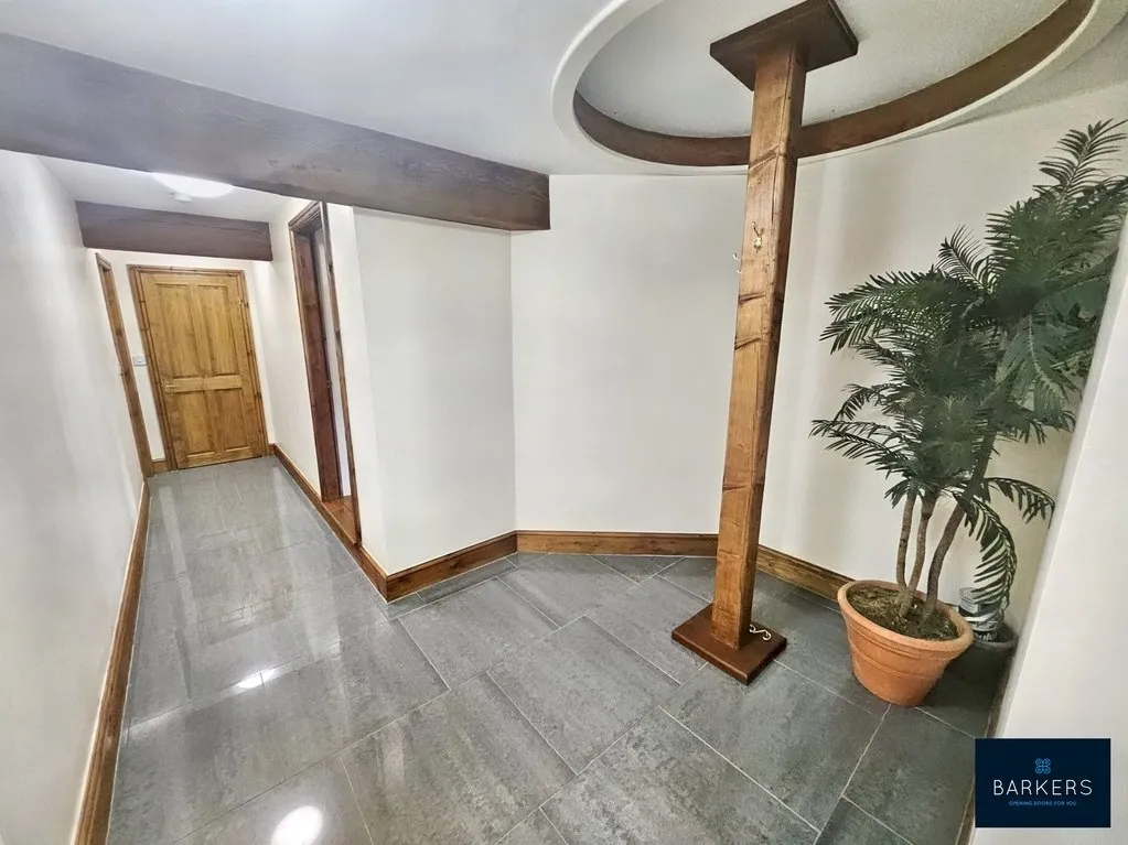 Oxford Road, Gomersal BD19 4LB, photo 10