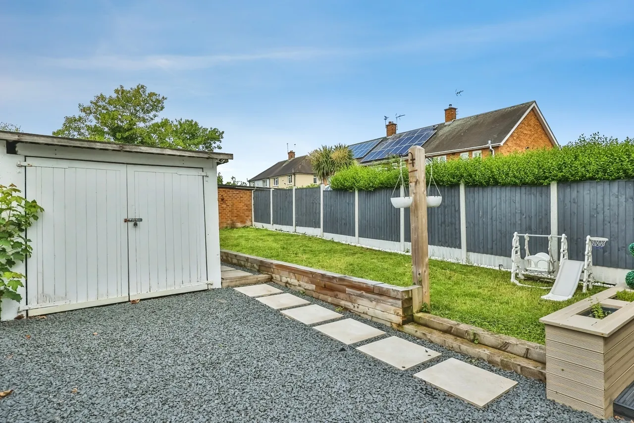 Southchurch Drive, Clifton, Nottingham, NG11, photo 4