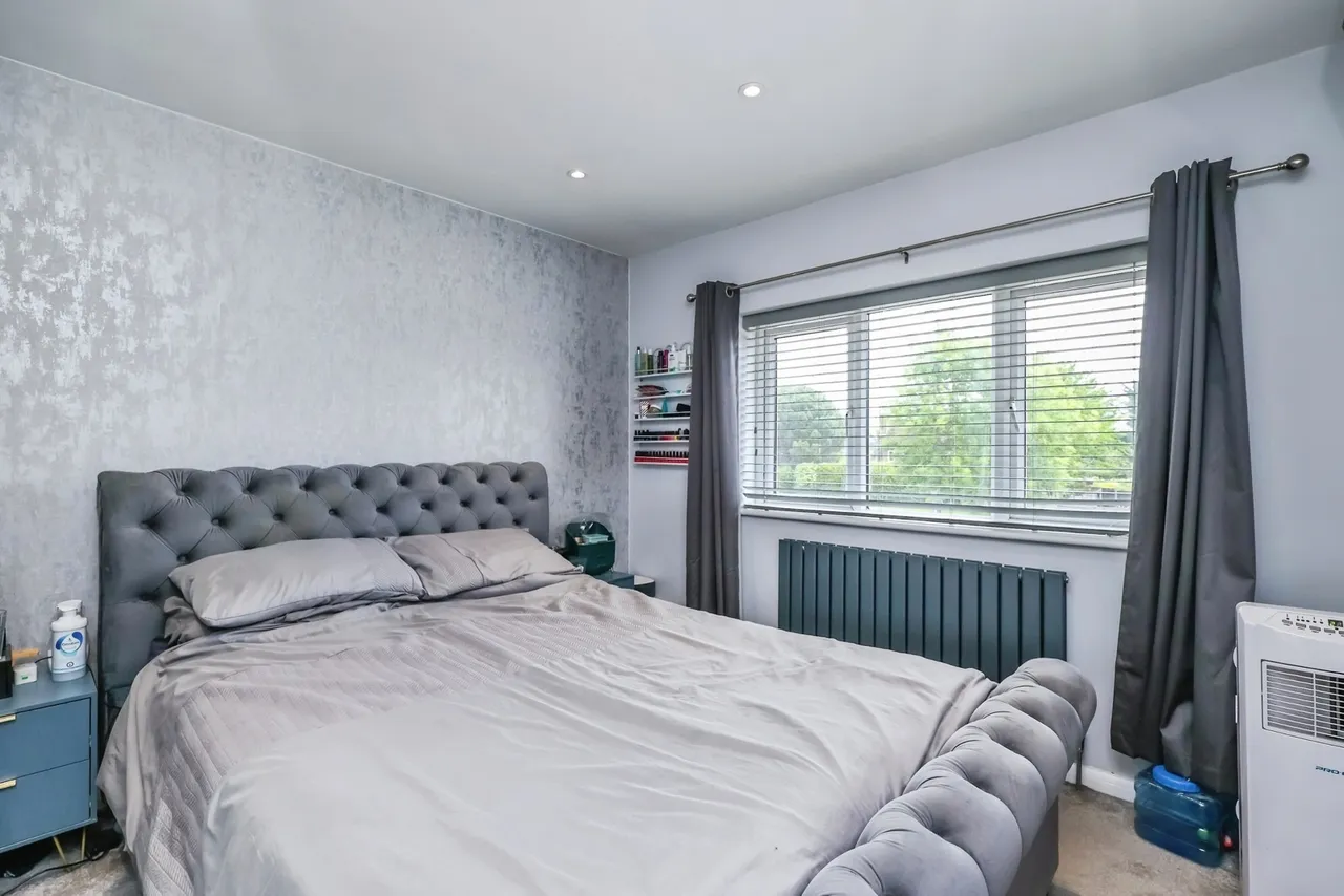 Southchurch Drive, Clifton, Nottingham, NG11, photo 11