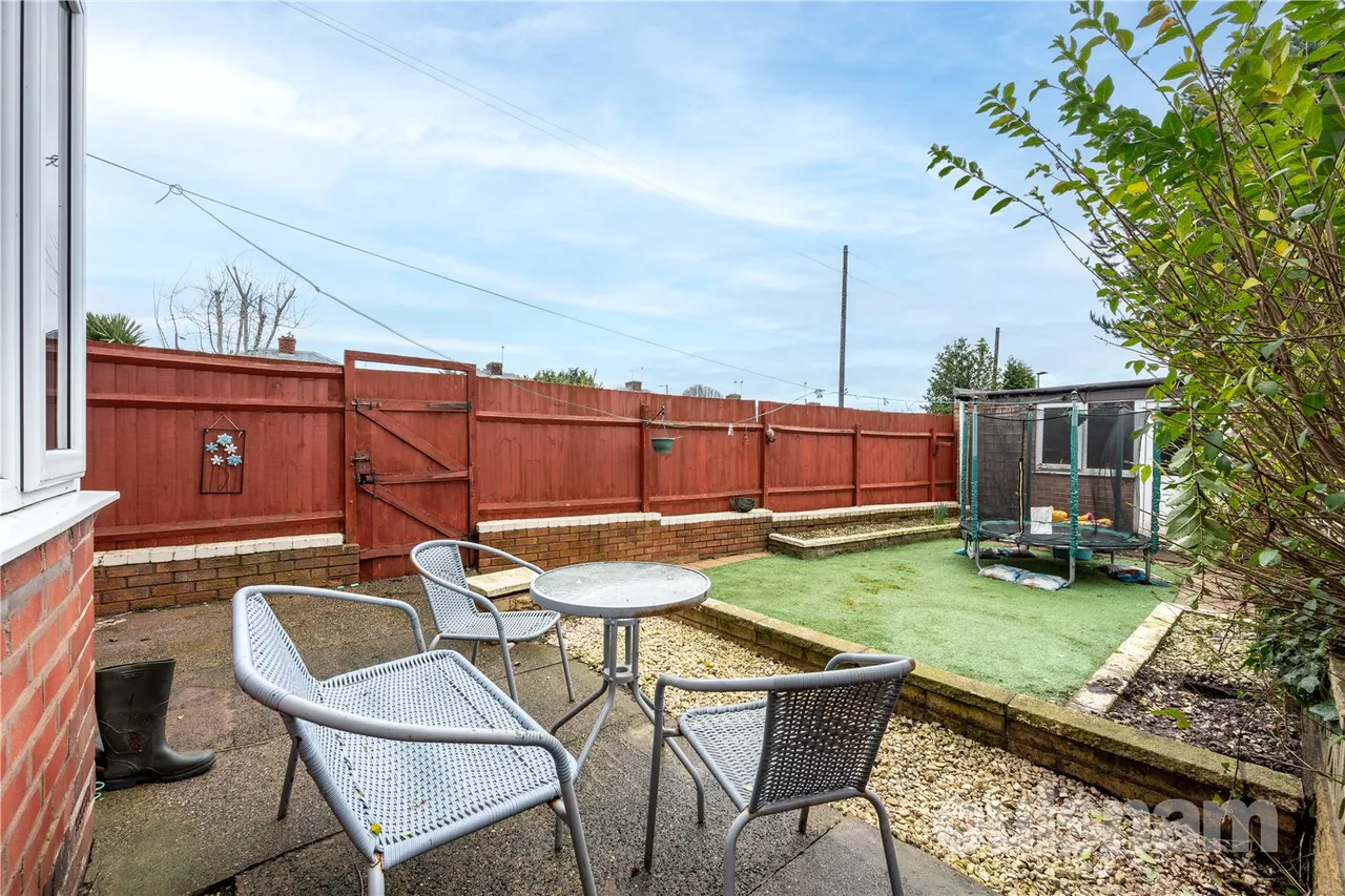 Ashill Road, Rednal, Birmingham, West Midlands, B45 9RB, photo 4