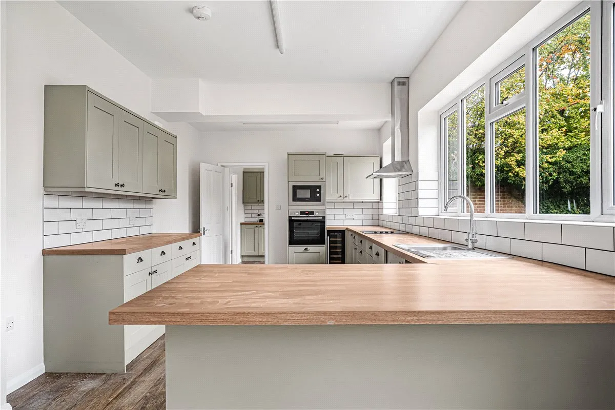 Bacombe Lane, Wendover, HP22, photo 4