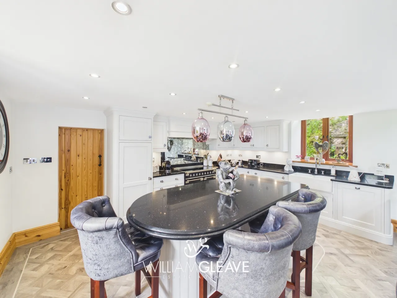 Mynydd Llan, Babell, CH8, photo 11