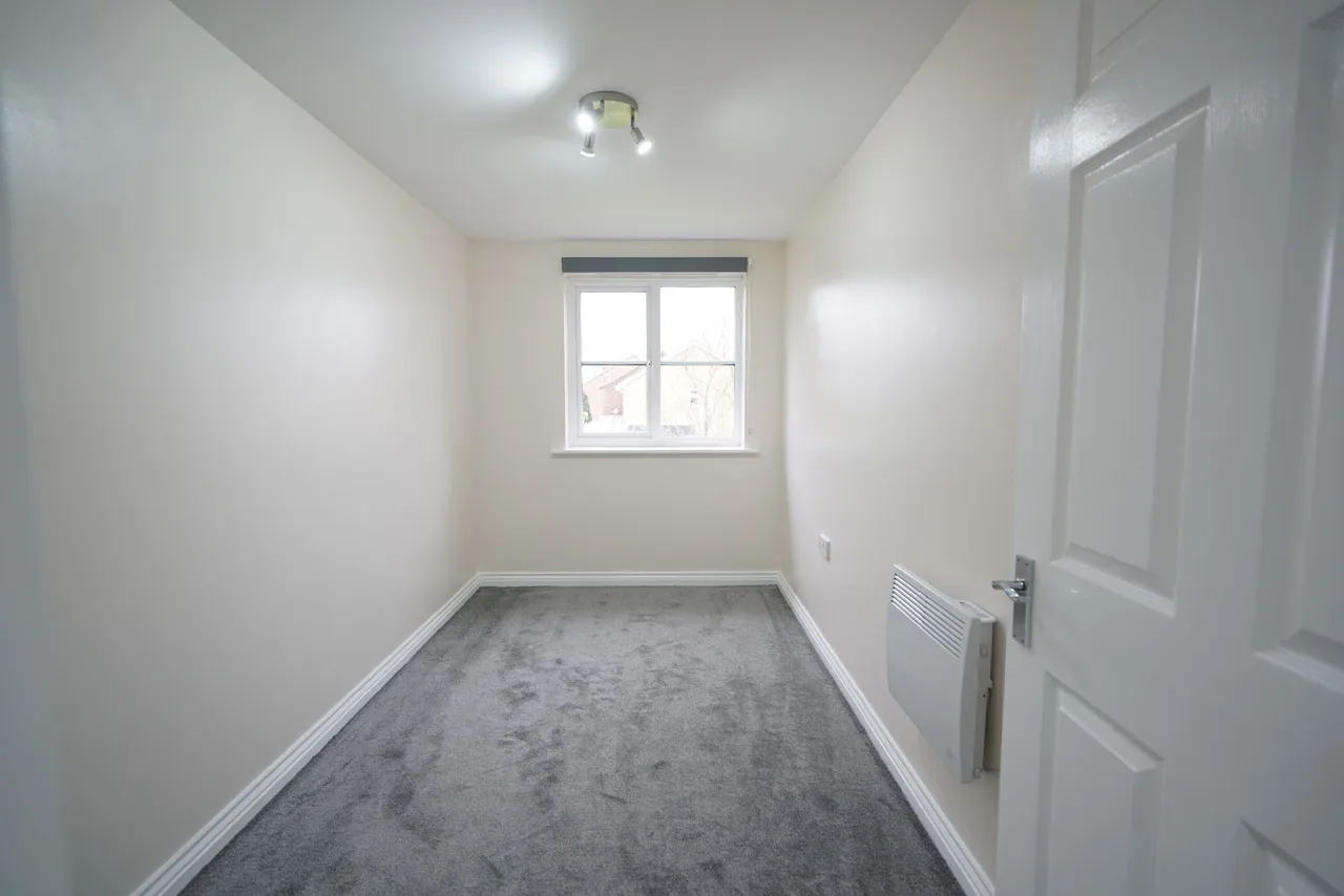 Thackeray Avenue, Tilbury, Essex, RM18 8HR, photo 10