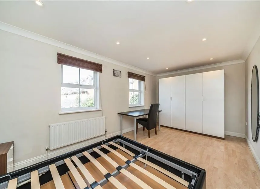 Barlow Drive, Shooters Hill, SE18, photo 4
