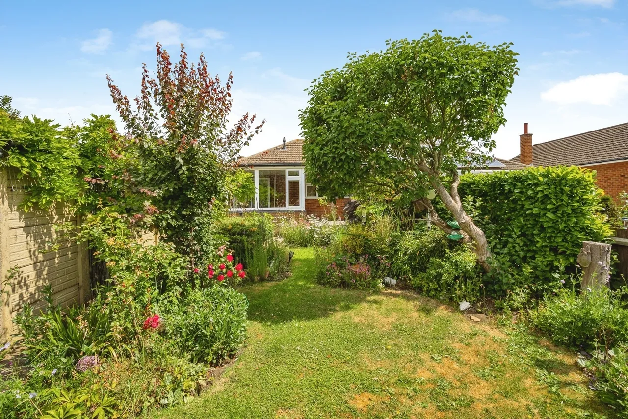 Fleming Avenue, Bottesford, NG13, photo 18