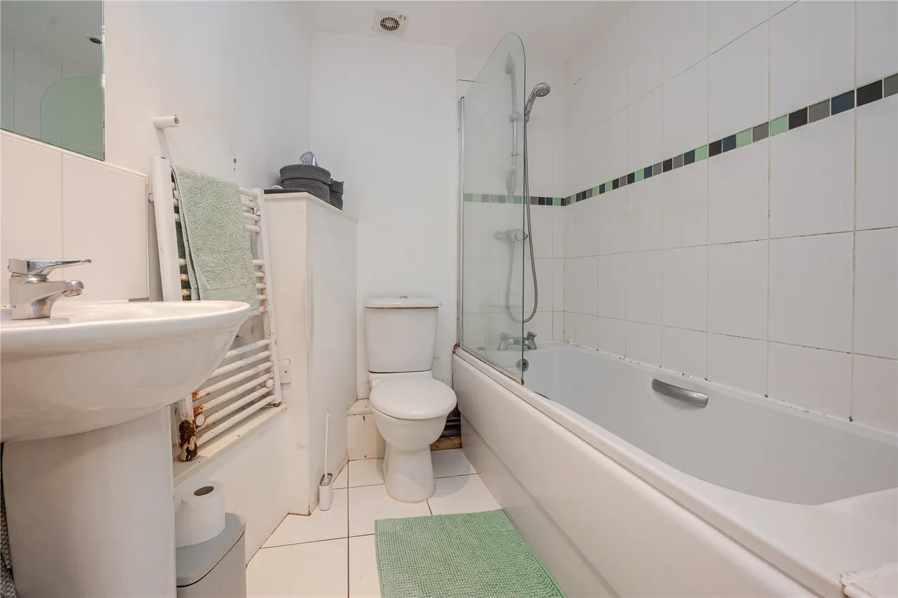 Whitton Road, Twickenham, TW1, photo 8