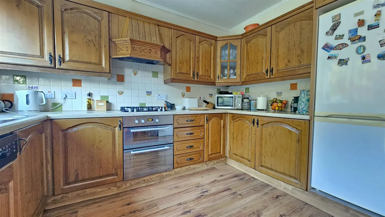 Alexander Gardens, Carrickfergus, BT38, photo 4